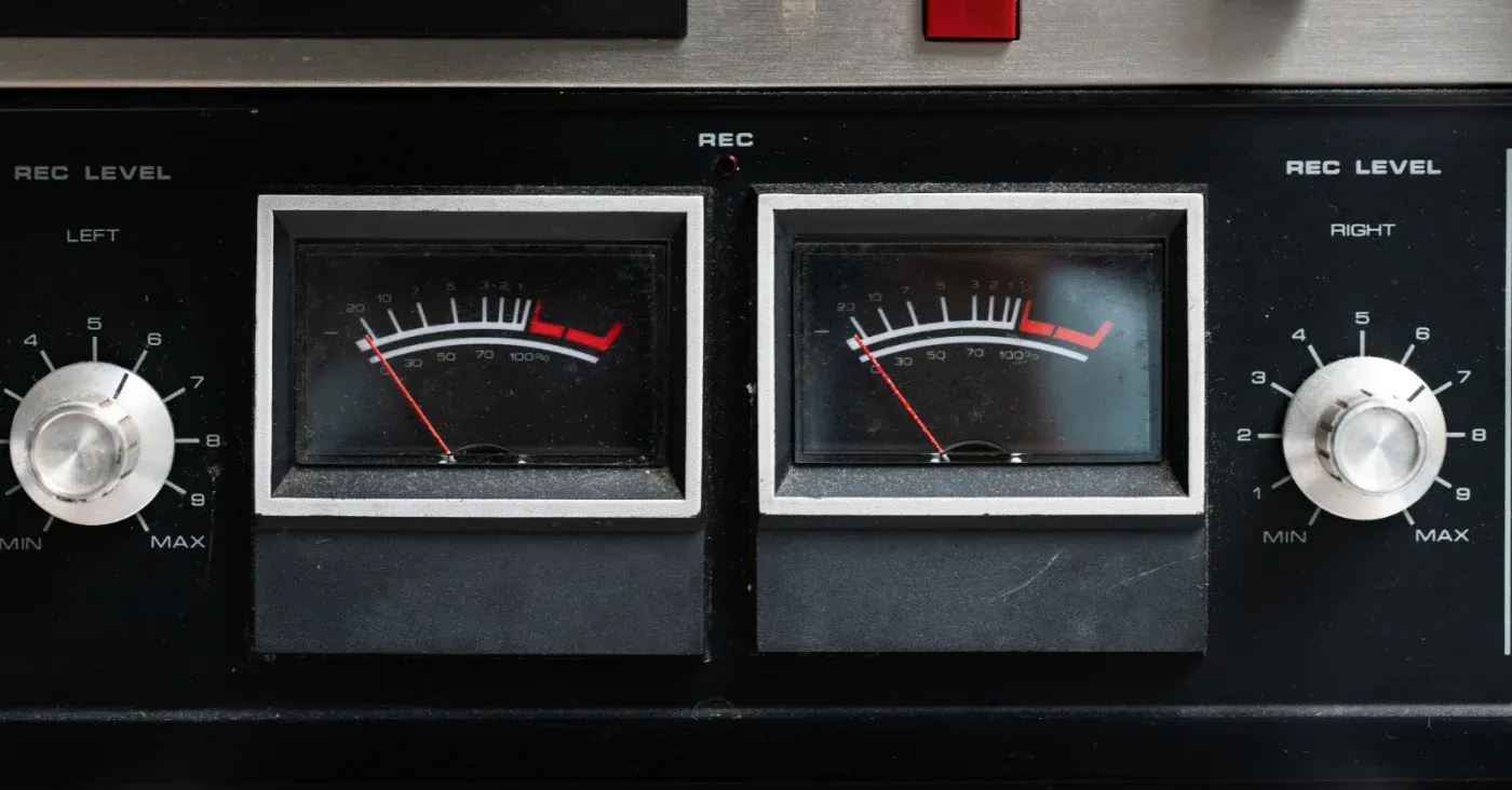 stereo knobs and cursors